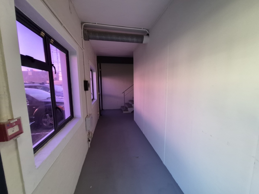 To Let Commercial Property for Rent in Maitland Western Cape